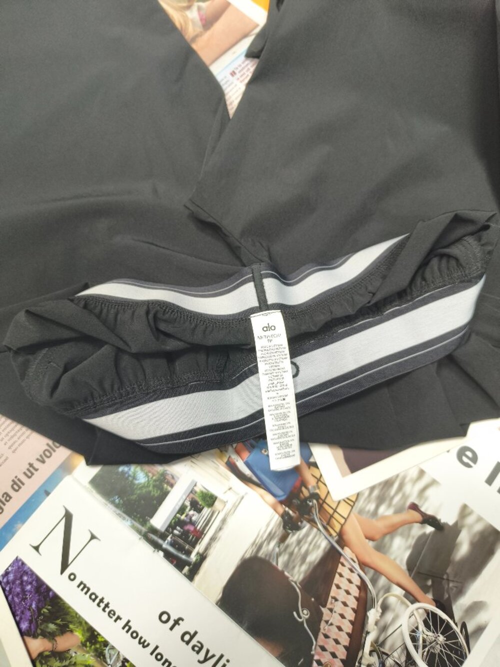 📍Brand New Alo Yoga Regular Black Trouser Women's Pants 30" Inseam🍬 - Picture 7 of 8